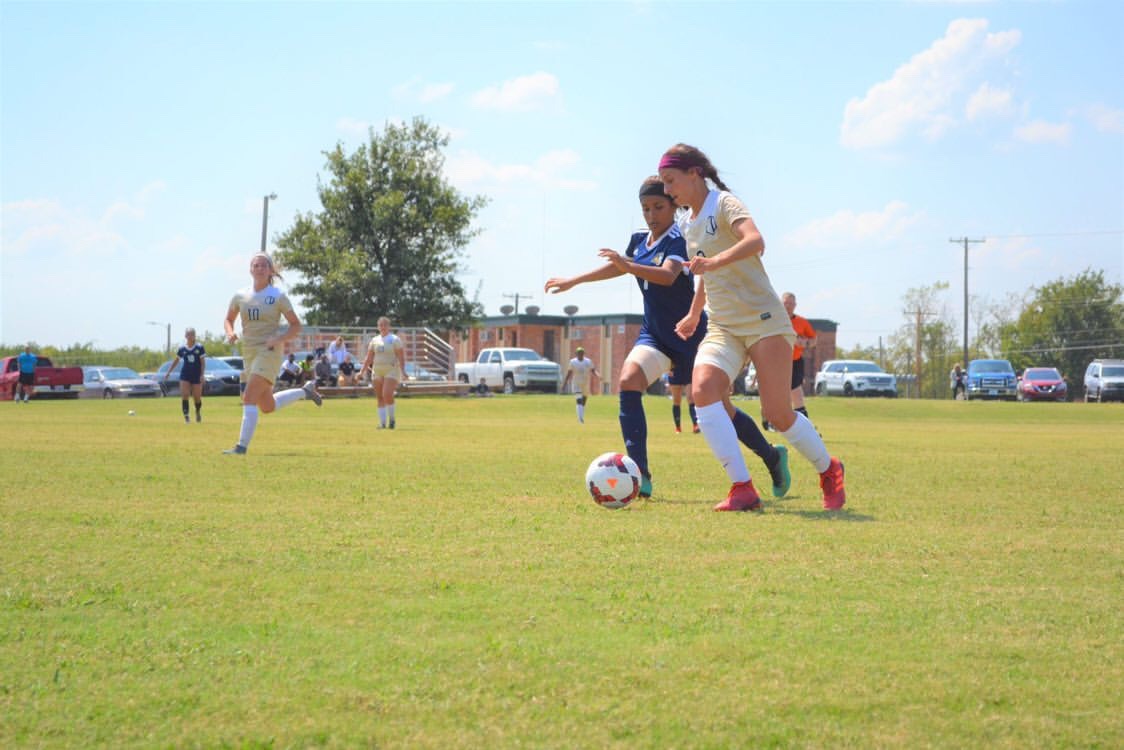 Kimmel Leads Saints Past Knights